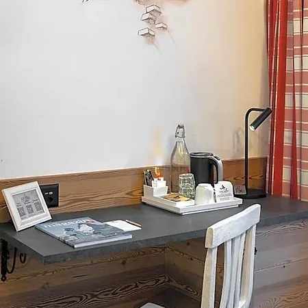 Hotel Antika 3*