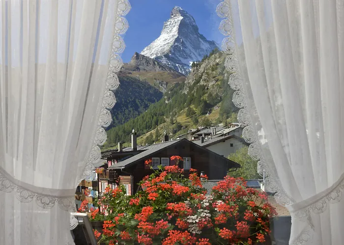 Antika 3* زيرمات